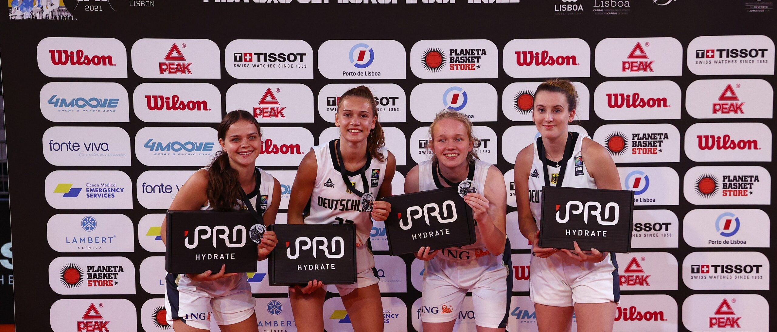 3x3U17Maedchen_TeamMedals2021-2